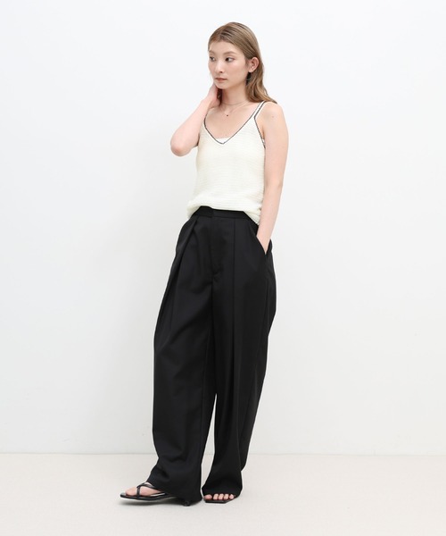 select MOCA（セレクトモカ）の「リネンタッチバイカラーパイピングニットキャミ（キャミソール・レディース・ベージュ/オフホワイト/ブラック・FREE）」の11枚目の写真