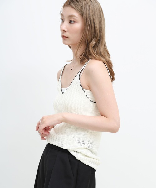 select MOCA（セレクトモカ）の「リネンタッチバイカラーパイピングニットキャミ（キャミソール・レディース・ベージュ/オフホワイト/ブラック・FREE）」の9枚目の写真