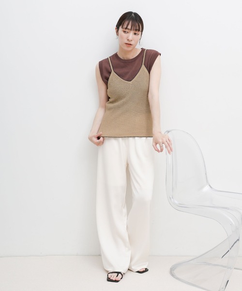 select MOCA（セレクトモカ）の「リネンタッチバイカラーパイピングニットキャミ（キャミソール・レディース・ベージュ/オフホワイト/ブラック・FREE）」の6枚目の写真