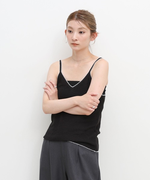 select MOCA（セレクトモカ）の「リネンタッチバイカラーパイピングニットキャミ（キャミソール・レディース・ベージュ/オフホワイト/ブラック・FREE）」の17枚目の写真
