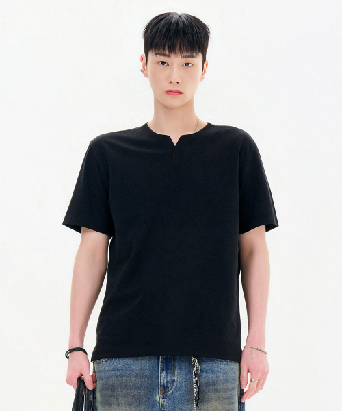 CHASECULT(チェイスカルト)の「男性ネック変形半袖Tシャツ-FBZK5807C03(Tシャツ/カットソー・メンズ・ブラック・115/100/105/110/95)」の5枚目の写真