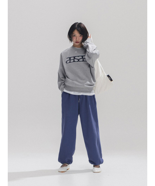 ANNEHEARTS(アンハーツ)の「Heart Logo Patch Sweatshirt_MELANGE(スウェット・レディース・その他・SMALL/MEDIUM)」の4枚目の写真