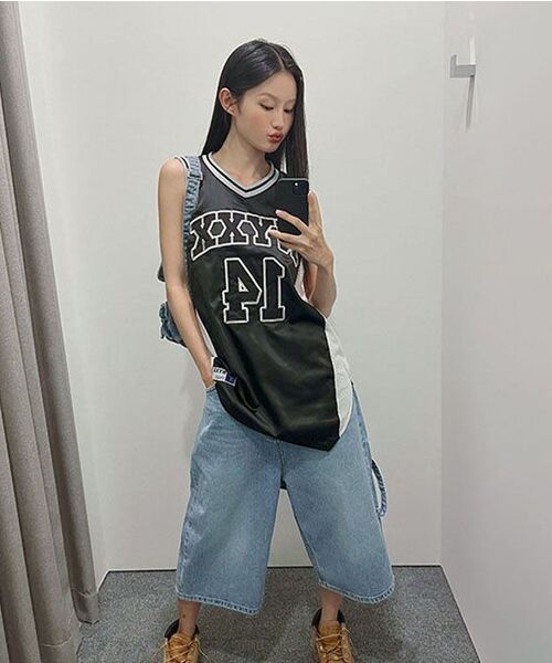 youthbath(ユースバース)の「BULKY WIDE DENIM SHORT_LIGHT BLUE(デニムパンツ・レディース・その他・LARGE/SMALL)」の6枚目の写真