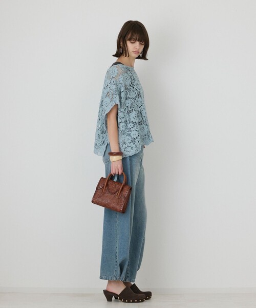 GRACE CONTINENTAL(グレースコンチネンタル)の「メッシュエンブロイダリーポンチョトップ(その他トップス・レディース・キナリ/サックスブルー・36)」の17枚目の写真