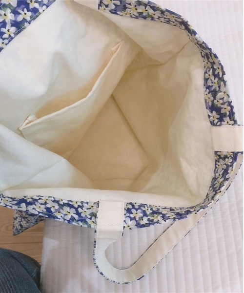 ammy.(エイミードット)の「【 ammy. / エイミードット 】 小花柄 トートバッグ(ショルダーバッグ・レディース・ブルー/ライトブルー/オレンジ/イエロー・FREE)」の12枚目の写真