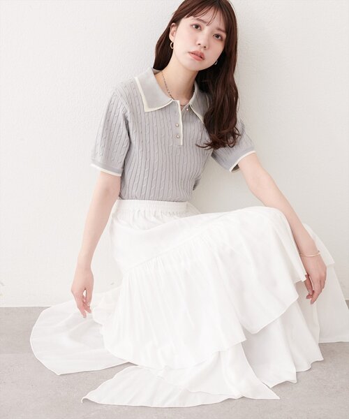 natural couture(ナチュラルクチュール)の「アシメヘム微光沢スカート(スカート・レディース・サックスブルー/ブラック/オフホワイト・FREE)」の4枚目の写真