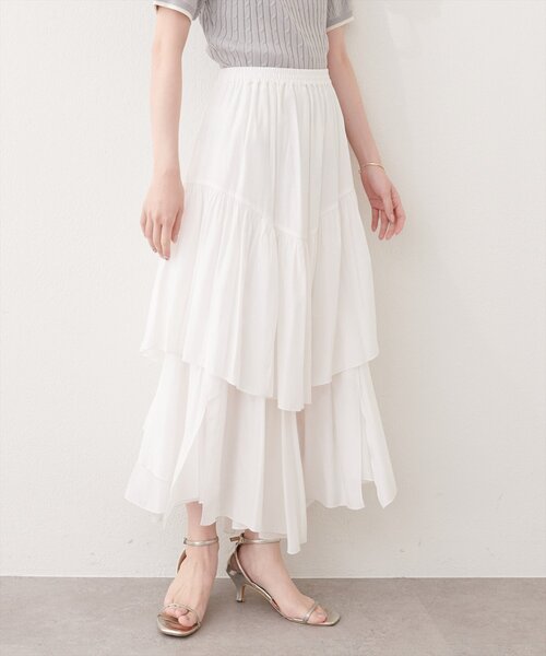 natural couture(ナチュラルクチュール)の「アシメヘム微光沢スカート(スカート・レディース・サックスブルー/ブラック/オフホワイト・FREE)」の5枚目の写真