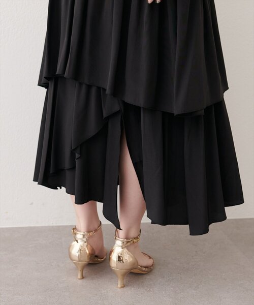 natural couture(ナチュラルクチュール)の「アシメヘム微光沢スカート(スカート・レディース・サックスブルー/ブラック/オフホワイト・FREE)」の19枚目の写真