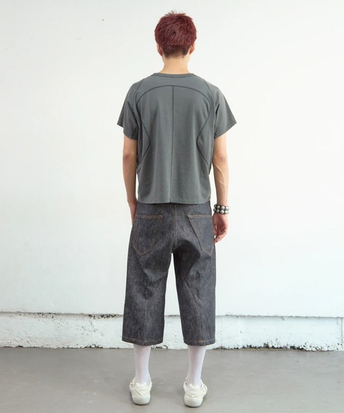 NVRFRGT(ネヴァーフォーゲット)の「3D TWISTED JORTS(デニムパンツ・メンズ・インディゴブルー・3/2/1)」の5枚目の写真