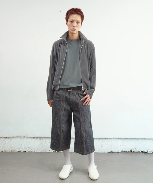NVRFRGT(ネヴァーフォーゲット)の「3D TWISTED JORTS(デニムパンツ・メンズ・インディゴブルー・3/2/1)」の6枚目の写真