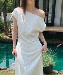 アシンメトリーショルダー ノースリーブ リボン付き ワンピース