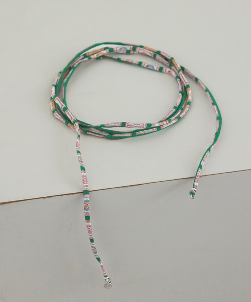 SALON adam et rope'（サロン アダム エ ロペ）の「リバティマルチコードネックレス / コードベルト（ネックレス・レディース・グリーン系その他/ブラック系その他/ブルー系その他4・FREE）」の7枚目の写真