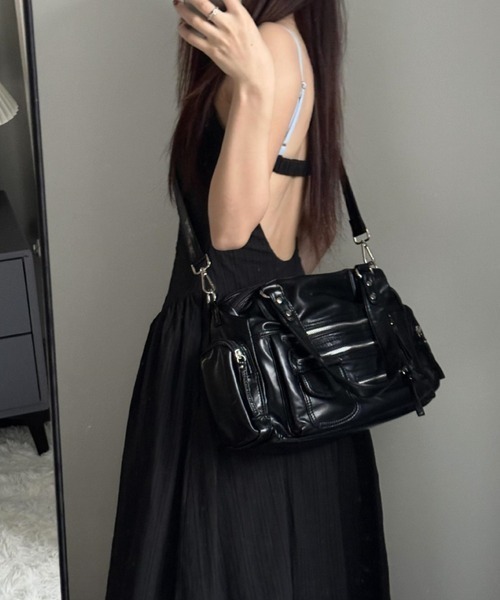 HAILY(ヘイリー)の「ジップポケット付き2WAYショルダーバッグ(ショルダーバッグ・レディース・ブラック・FREE)」の12枚目の写真