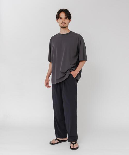 URBAN RESEARCH(アーバンリサーチ)の「『撥水/接触冷感』『UR TECH MoLight』PACKABLE PANTS(その他パンツ・メンズ・チャコールグレー/ブラック・MEDIUM/LARGE)」の6枚目の写真