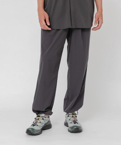 URBAN RESEARCH(アーバンリサーチ)の「『撥水/接触冷感』『UR TECH MoLight』PACKABLE PANTS(その他パンツ・メンズ・チャコールグレー/ブラック・MEDIUM/LARGE)」の15枚目の写真
