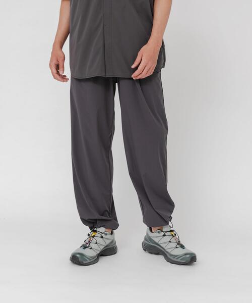 URBAN RESEARCH(アーバンリサーチ)の「『撥水/接触冷感』『UR TECH MoLight』PACKABLE PANTS(その他パンツ・メンズ・チャコールグレー/ブラック・MEDIUM/LARGE)」の17枚目の写真