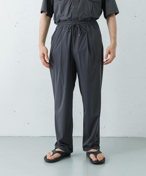 URBAN RESEARCH(アーバンリサーチ)の「『撥水/接触冷感』『UR TECH MoLight』PACKABLE PANTS(その他パンツ・メンズ・チャコールグレー/ブラック・MEDIUM/LARGE)」の9枚目の写真