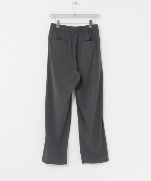 URBAN RESEARCH(アーバンリサーチ)の「『撥水/接触冷感』『UR TECH MoLight』PACKABLE PANTS(その他パンツ・メンズ・チャコールグレー/ブラック・MEDIUM/LARGE)」の16枚目の写真