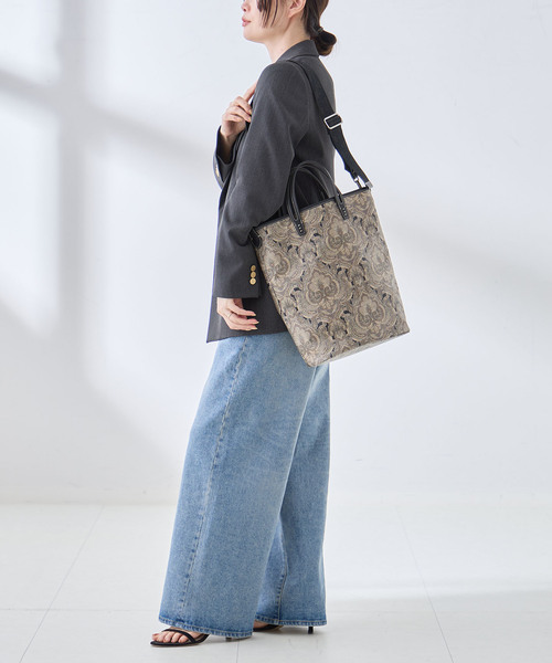 A VACATION（アヴァケーション）の「別注 A VACATION/ア バケーション ROAM SLIM-L バッグ（ショルダーバッグ・レディース・ブラック・FREE）」の3枚目の写真