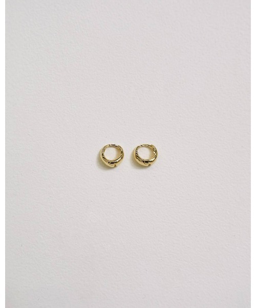 TODAYFUL(トゥデイフル)の「TODAYFUL Petit Curvy Pierce(Silver925)(ピアス(両耳用)・レディース・シルバー/ゴールド・FREE)」の2枚目の写真