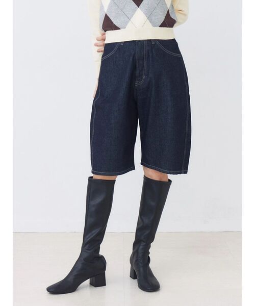 TONAL(トーナル)の「【SOMETHING】CURVE JORTS(デニムパンツ・レディース・インディゴブルー・SMALL/MEDIUM)」の1枚目の写真
