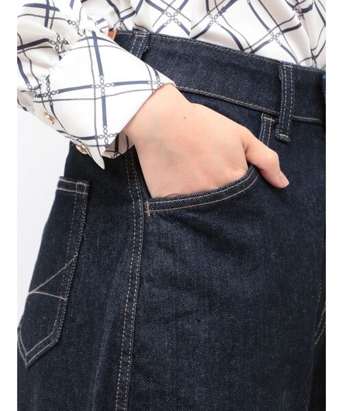 TONAL(トーナル)の「【SOMETHING】CURVE JORTS(デニムパンツ・レディース・インディゴブルー・SMALL/MEDIUM)」の9枚目の写真