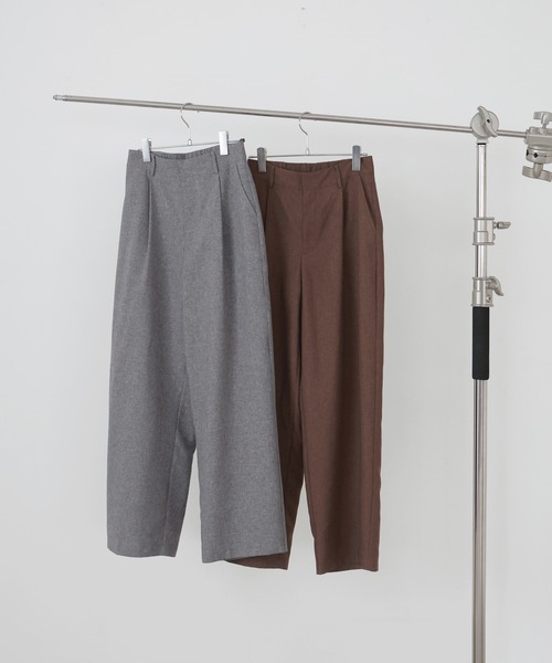 LIAN(リアン)の「【セットアップ対応】タックストレートスラックス(その他パンツ・レディース・ブラウン/チャコールグレー・FREE)」の16枚目の写真