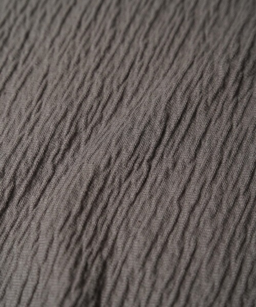 EGO TRIPPING(エゴトリッピング)の「mlt5775-GRAIN TEE ロングスリーブTシャツ(666751)(Tシャツ/カットソー・メンズ・グレー/ベージュ/ブラック・46/48)」の4枚目の写真