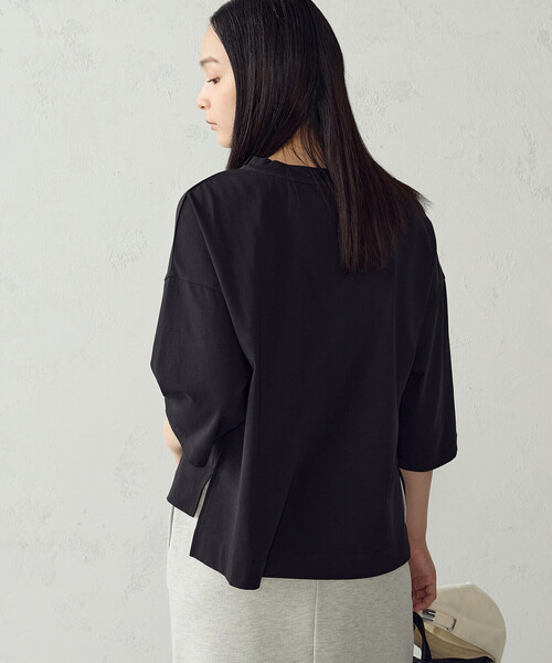 COMME CA ISM(コムサイズム)の「【接触冷感】7分袖 カットソー(Tシャツ/カットソー・レディース・ホワイト/ネイビー/ブラック/モカ・LARGE/MEDIUM)」の17枚目の写真