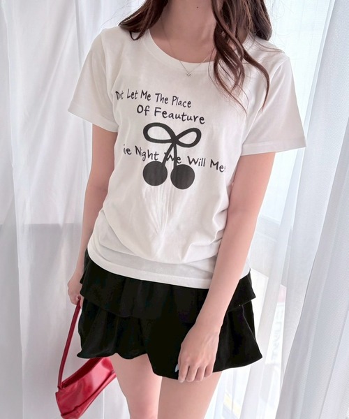 fiere(フィエール)の「リボン×チェリープリントショート丈半袖Tシャツ(Tシャツ/カットソー・レディース・ホワイト・WM)」の6枚目の写真