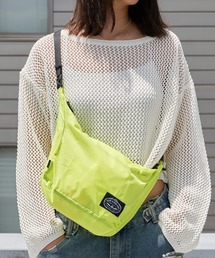 POLeR（ポーラー）の「POLeR/ポーラー LIGHT STUFF STROLL SHOULDER ライトスタッフストロールショルダー ショルダーバッグ サコッシュ 撥水 パッカブル ポケッタブル 折り畳み収納可能 コンパクト メンズ レディース 2026年 夏 夏服（ショルダーバッグ）」