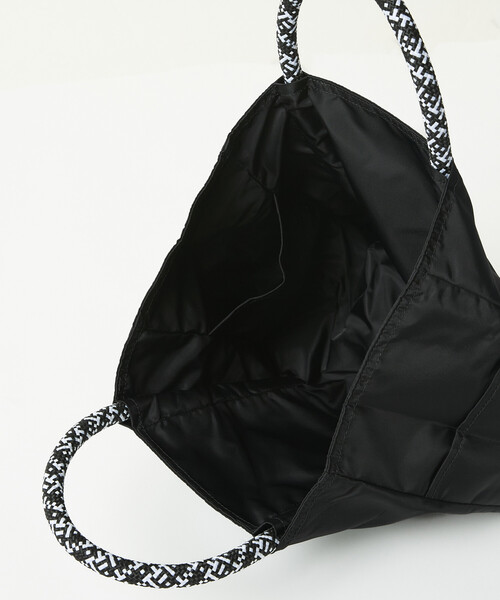 NOMADIS(ノマディス)の「NOMADIS/ノマディス SAC2 W/16 サック2ワイド カレッジロゴ ナイロントートバッグ(ショルダーバッグ・レディース・ブラック/レッド・ONE SIZE)」の11枚目の写真