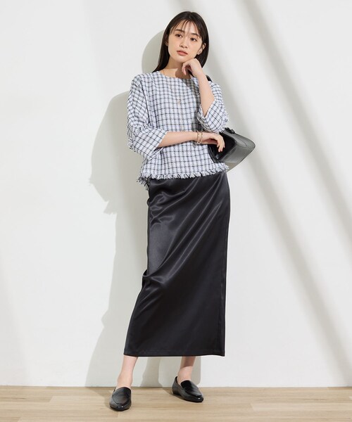 INDIVI(インディヴィ)の「【吸汗速乾/ストレッチ◎】サテン素材ナロースカート(スカート・レディース・ブラック/カーキ・15 /13/40/36/38/05/19)」の12枚目の写真