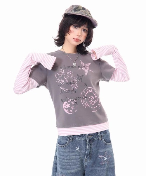 GEMEDA(ジェメダ)の「フェイクレイヤードトップス(Tシャツ/カットソー・レディース・ダークグレー/ホワイト・M)」の1枚目の写真