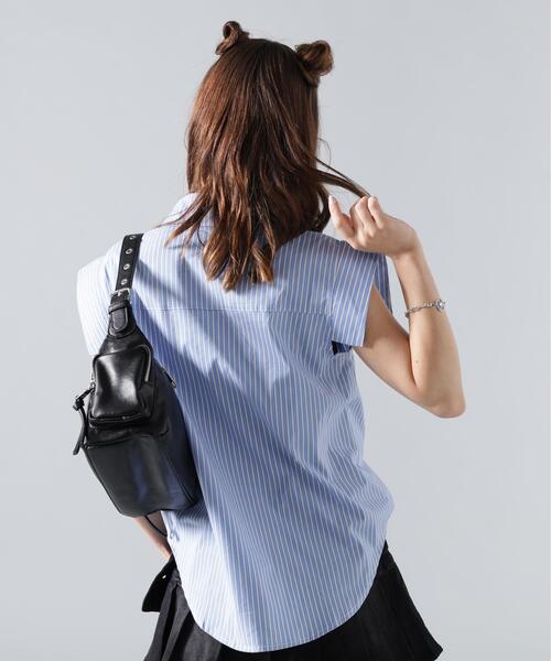 ROYAL FLASH(ロイヤルフラッシュ)の「MAVYTH/メヴィス/NO SLEEVE SHIRT(シャツ/ブラウス・レディース・ホワイト/ブルー・M/S)」の12枚目の写真