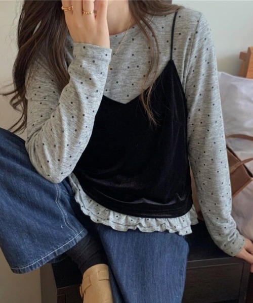 Ritzy(リッツィー)の「ベロアキャミソール+ドット柄トップス レイヤード 2点セット(Tシャツ/カットソー・レディース・グレー/ベージュ・FREE)」の1枚目の写真