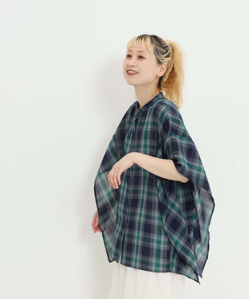 HEART MARKET(ハートマーケット)の「イージーケアースキッパーポンチョブラウス(シャツ/ブラウス・レディース・グレー/レッド/グリーン/ネイビー・FREE)」の3枚目の写真