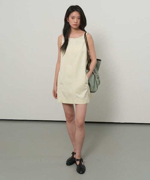 GENERAL IDEA(ジェネラルアイデア)の「【GENERAL IDEA】ミニマルツイルワンピース / MINIMAL TWILL DRESS(ワンピース・レディース・ネイビー/アイボリー・L/M/S)」の2枚目の写真