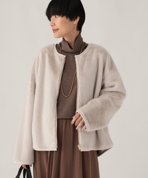 Elura(エルーラ)の「リュクスエコムートンブルゾン/912360(ブルゾン・レディース・キャメル/グレイッシュベージュ/モカ・FREE)」の7枚目の写真