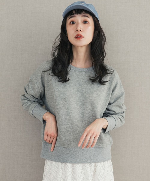 URBAN RESEARCH DOORS(アーバンリサーチドアーズ)の「コンパクトラメスウェット(スウェット・レディース・ベージュ系その他/グレー・FREE)」の5枚目の写真