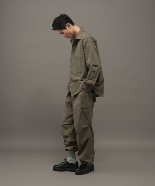 LAKOLE（ラコレ）の「TECHタフナイロン長袖シャツ / 1060185（シャツ/ブラウス・メンズ・カーキ/ブラック・X-LARGE/LARGE/MEDIUM）」の21枚目の写真