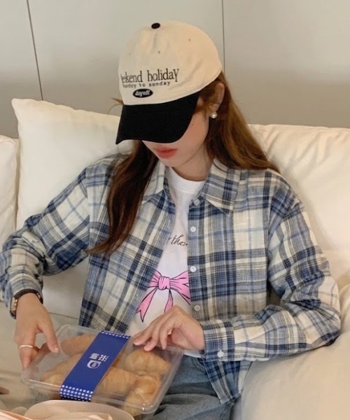 AVYL(アヴィル)の「クロップド丈シアーチェックシャツ(シャツ/ブラウス・レディース・グリーン/ブルー/ブラック・M)」の14枚目の写真