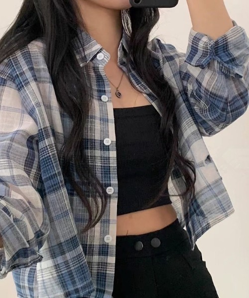 AVYL(アヴィル)の「クロップド丈シアーチェックシャツ(シャツ/ブラウス・レディース・グリーン/ブルー/ブラック・M)」の15枚目の写真