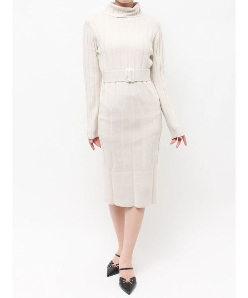 RESEXXY(リゼクシー)の「ワイドリブニットワンピース(ワンピース・レディース・ブラウン/アイボリー/レッド/ブラック・SMALL/MEDIUM)」の2枚目の写真