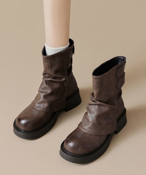 Miniministore(ミニミニストア)の「厚底ショートブーツエンジニアブーツレトロ(ブーツ・レディース・ブラック/ブラウン・24.5cm/24.0cm/23.5cm/23.0cm/22.5cm)」の1枚目の写真