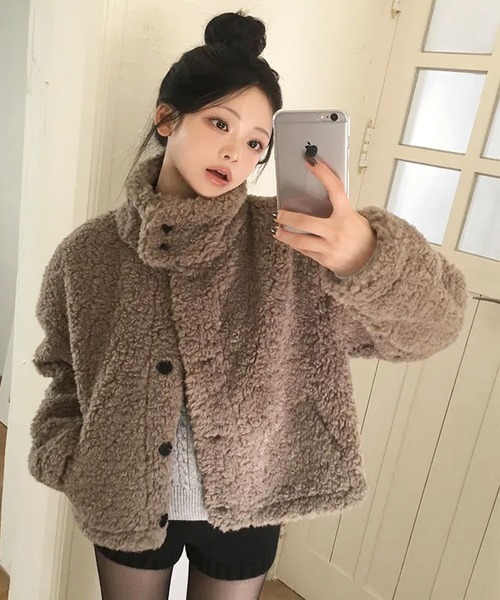HALEY PESCA(ヘーリーペスカ)の「HALEY PESCA/ボア スタンドカラー ショートジャケット(ブルゾン・レディース・ブラウン/アイボリー/ホワイト・FREE)」の21枚目の写真