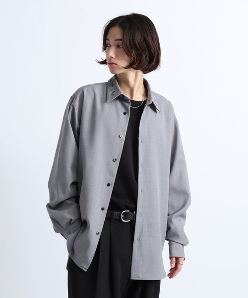 RAGEBLUE（レイジブルー）の「FLOWER EMBROIDERED COLLAR SHIRTS/襟フラワー刺繍シャツ（シャツ/ブラウス・メンズ・ホワイト/ブラック/グレー・MEDIUM/LARGE）」の3枚目の写真
