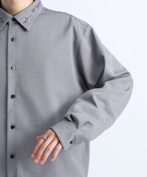 RAGEBLUE（レイジブルー）の「FLOWER EMBROIDERED COLLAR SHIRTS/襟フラワー刺繍シャツ（シャツ/ブラウス・メンズ・ホワイト/ブラック/グレー・MEDIUM/LARGE）」の14枚目の写真