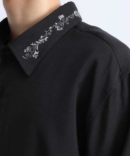 RAGEBLUE（レイジブルー）の「FLOWER EMBROIDERED COLLAR SHIRTS/襟フラワー刺繍シャツ（シャツ/ブラウス・メンズ・ホワイト/ブラック/グレー・MEDIUM/LARGE）」の7枚目の写真