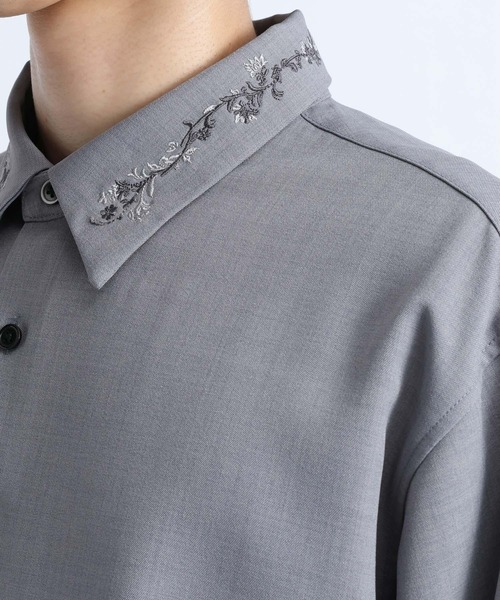 RAGEBLUE（レイジブルー）の「FLOWER EMBROIDERED COLLAR SHIRTS/襟フラワー刺繍シャツ（シャツ/ブラウス・メンズ・ホワイト/ブラック/グレー・MEDIUM/LARGE）」の9枚目の写真